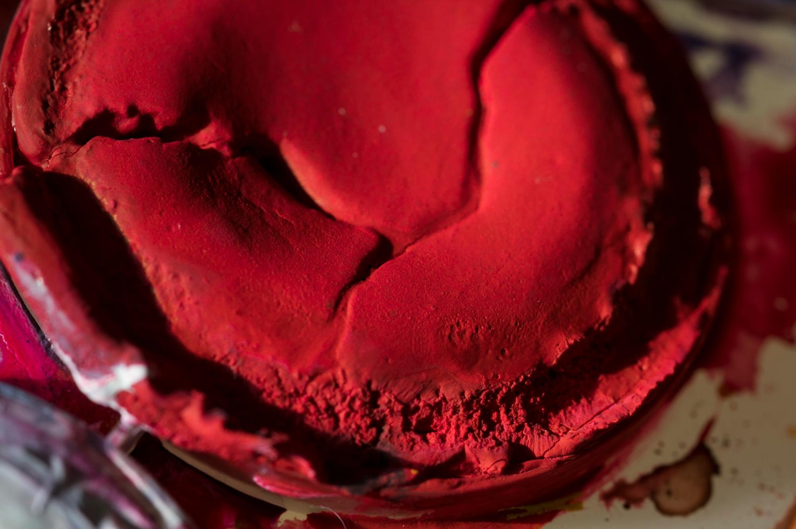 México se protege del color rojo, pero peligra por el blanco: especialista