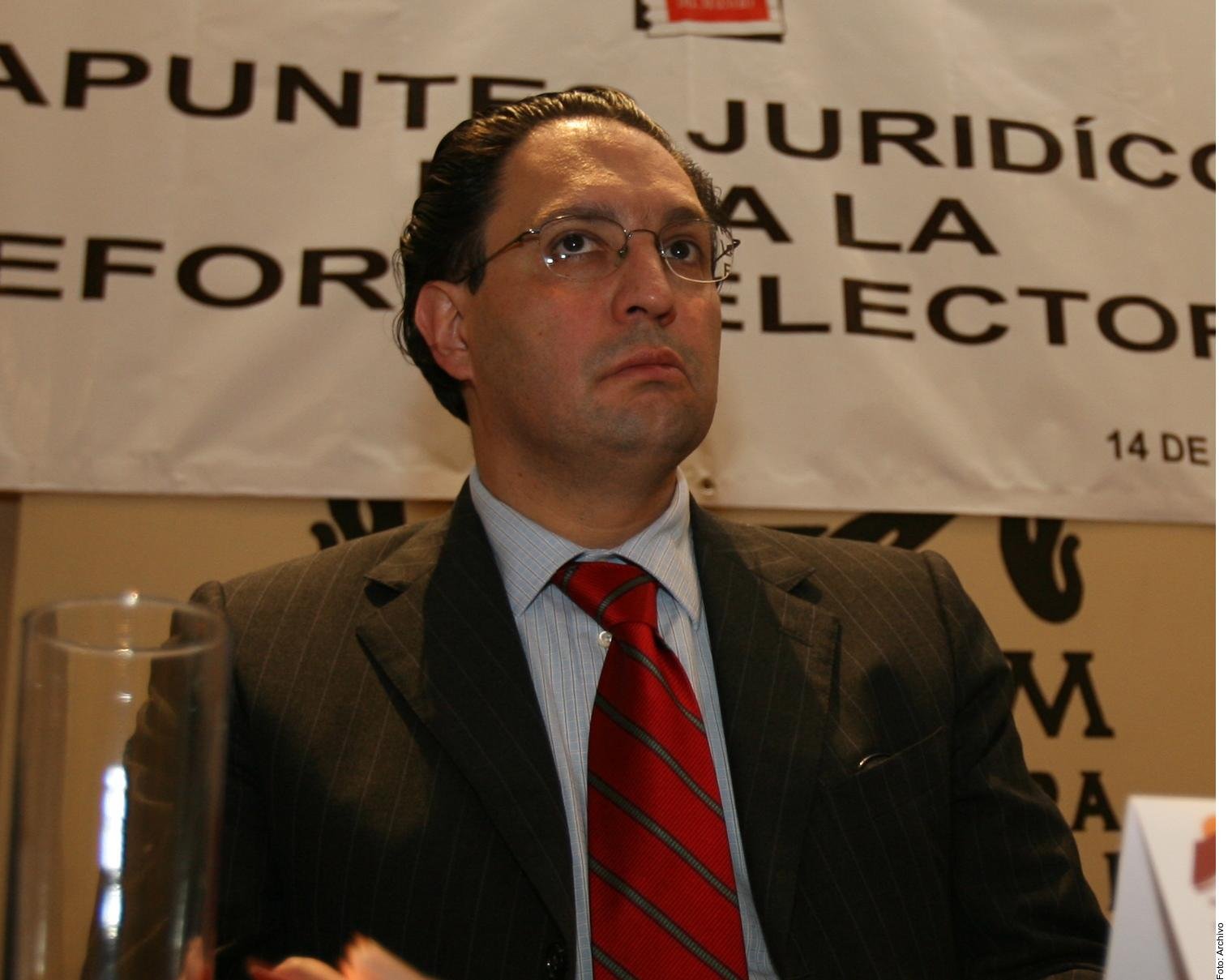 Va FGR contra el ‘cerebro’ de la Estafa Maestra, Emilio Zebadúa