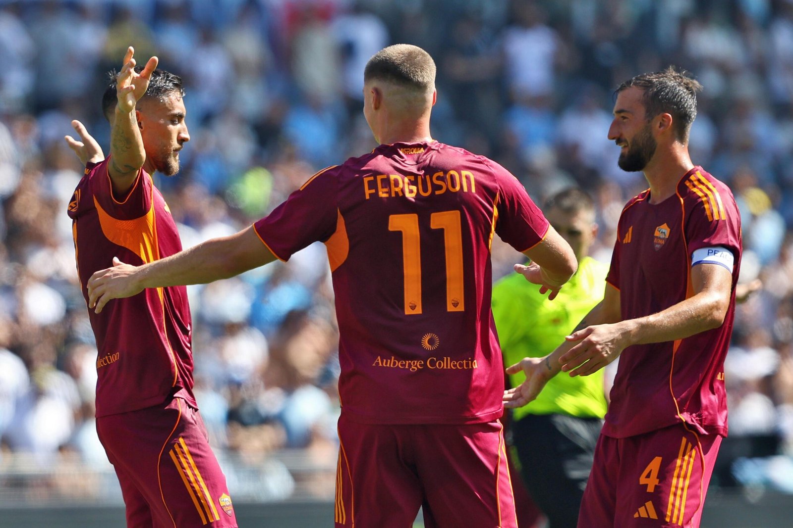 Roma se impone a Lazio en un intenso Derby della Capitale
