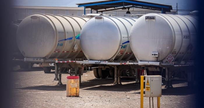 Estiman en 600 mil mdp daños al erario público por huachicol fiscal