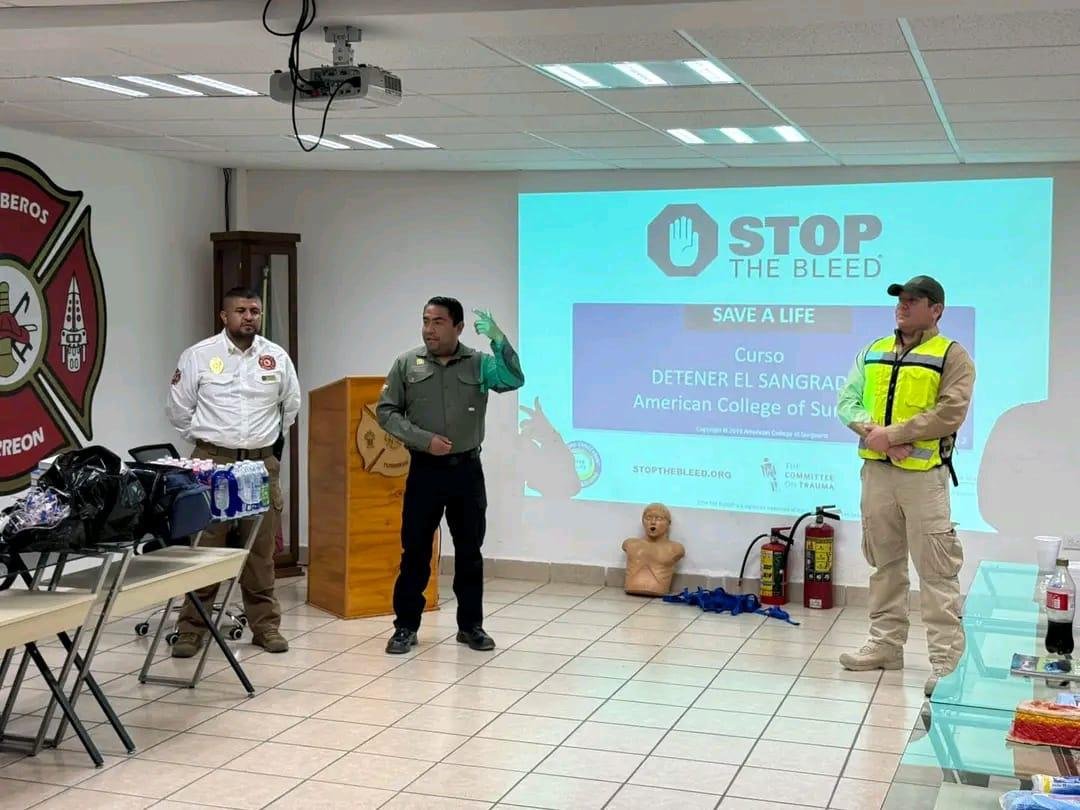 Refuerzan bomberos de Torreón su preparación con el curso ‘Stop the Bleed’