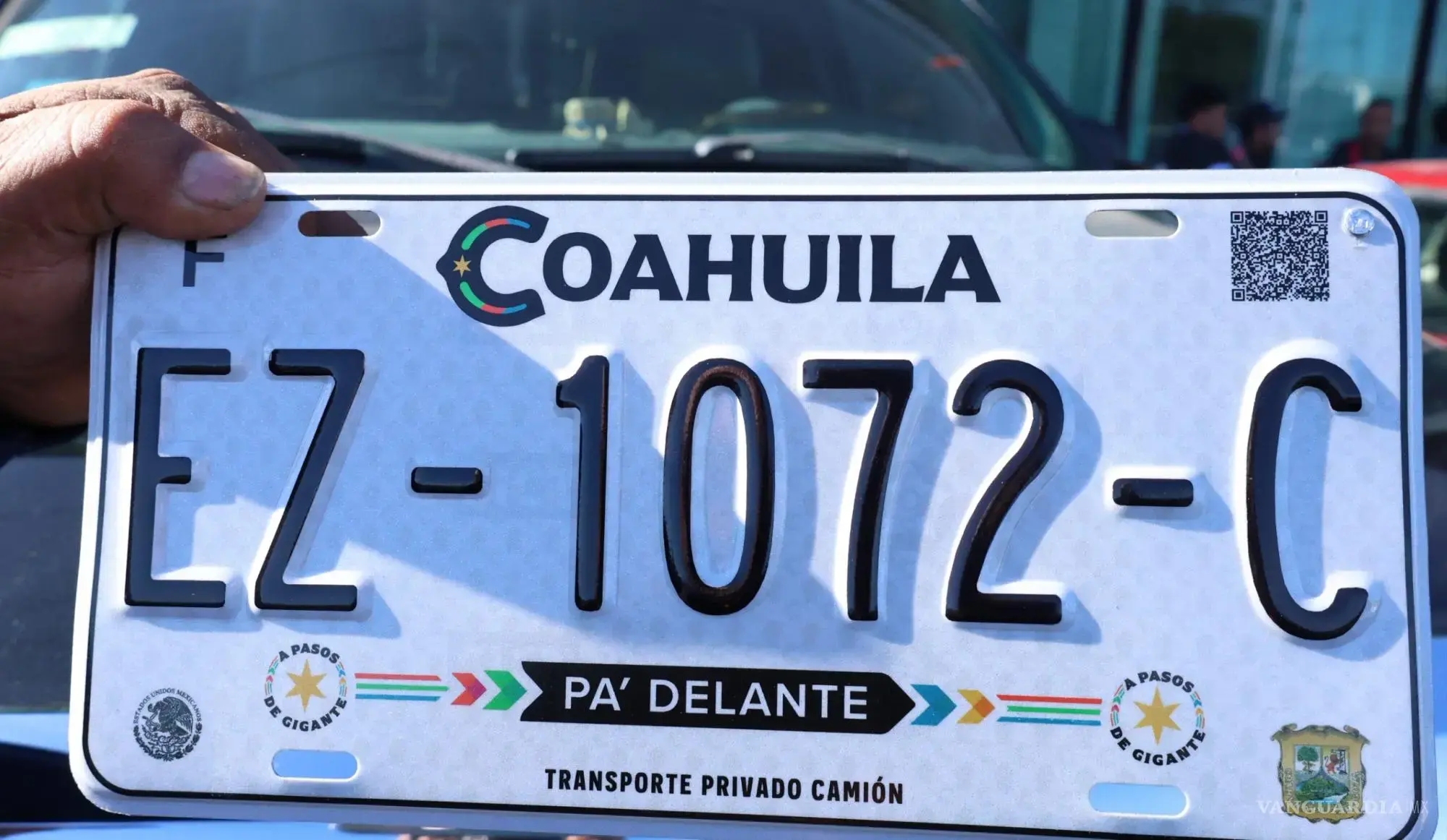 Coahuila: proponen hasta ocho años de prisión a quien modifique las placas vehiculares