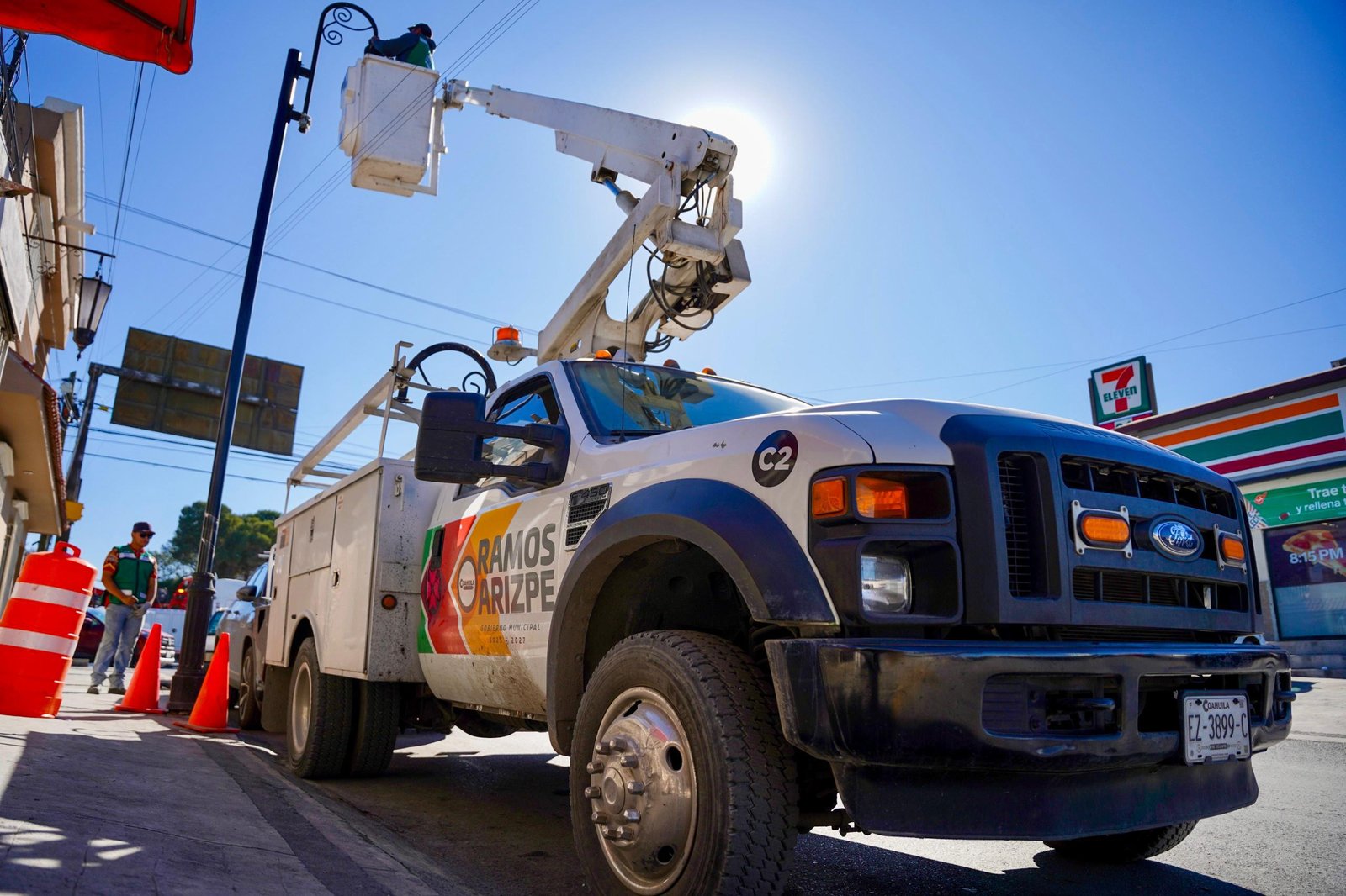 Permanente el mantenimiento al alumbrado público en Ramos Arizpe