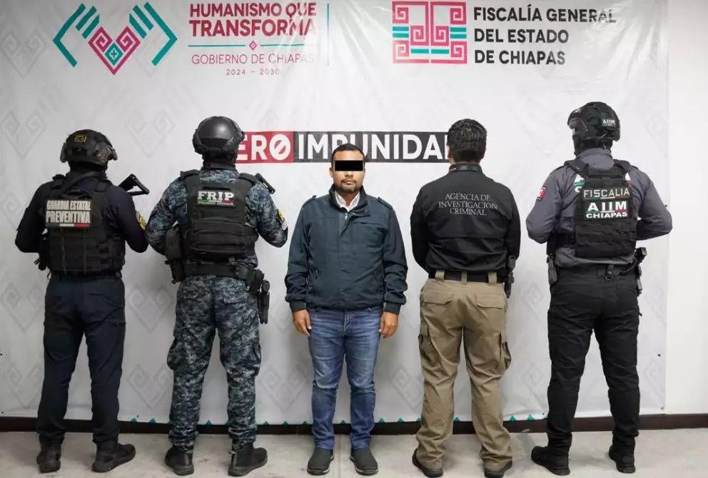 Cae alcalde de Chiapas por desvío de dinero; indagan posibles nexos con el crimen