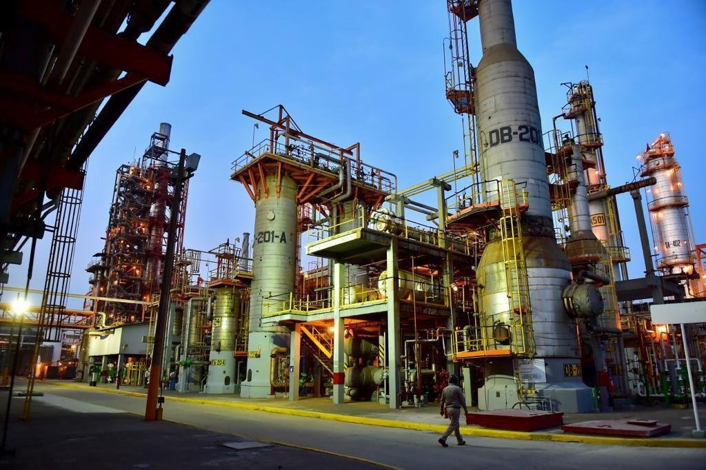 Ya es México el principal proveedor de petróleo de Cuba: Financial Times