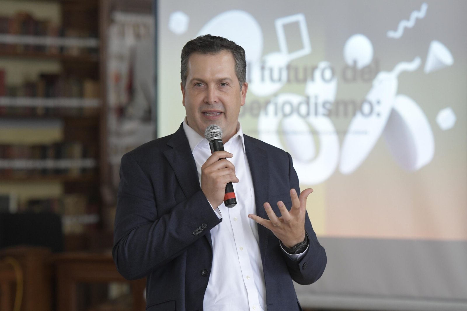 Denuncia en mi contra es para sofocar a VANGUARDIA, afirma Armando Castilla en entrevista