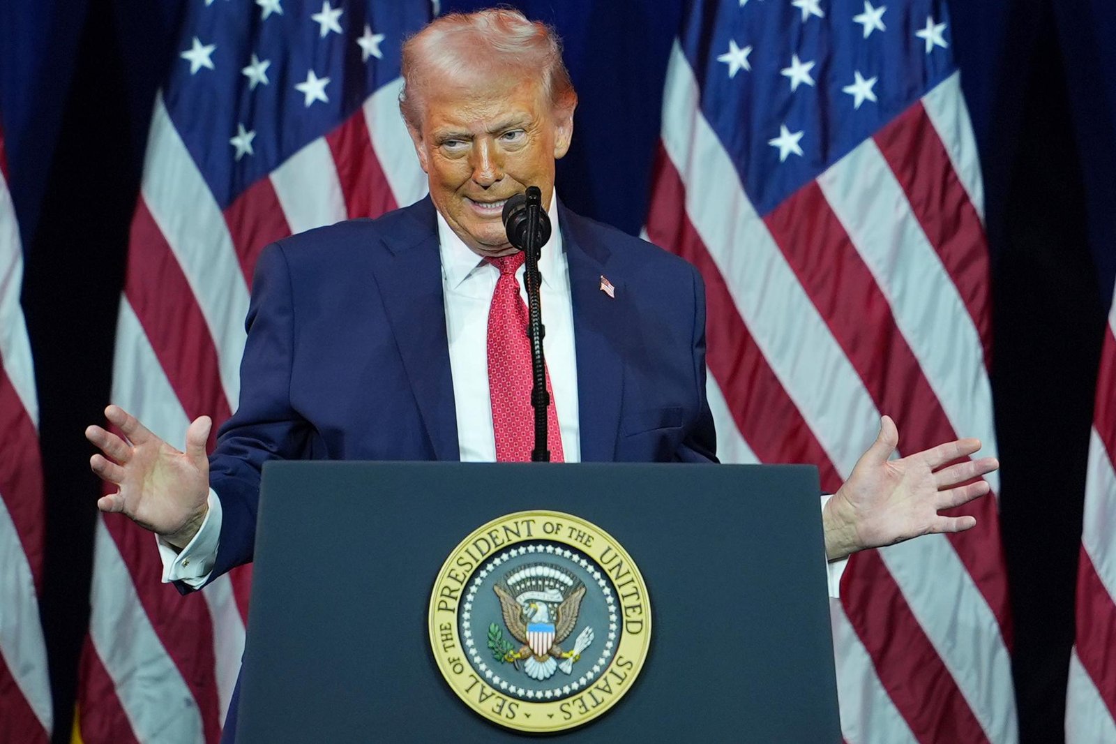 Trump acusa a Maduro de haber matado a millones, tener ‘cámara de tortura’ e imitarlo al bailar