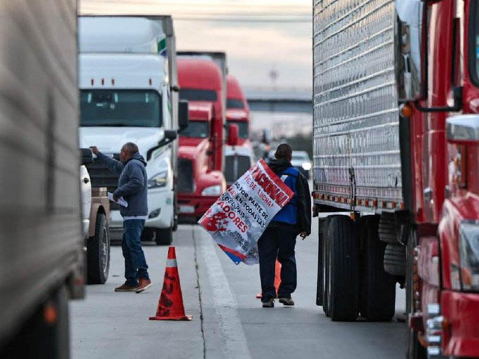 Denuncia Canacar robo a mil 270 tráileres durante primer semestre del 2026