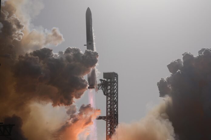 Inversionistas podrán interrogar a Elon Musk sobre precios de acciones